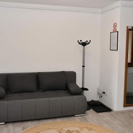 Appartamento Toporasi Apartament Craiova Esterno foto