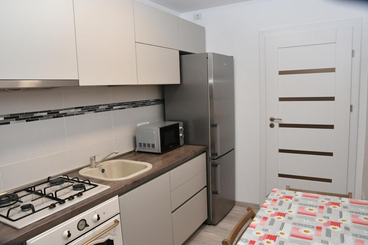 Appartamento Toporasi Apartament Craiova Esterno foto